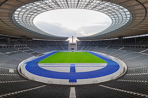 REGUPOL athletic tracks in both Olympic Stadiums in Germany REGUPOL athletic tracks in both Olympic Stadiums in Germany
