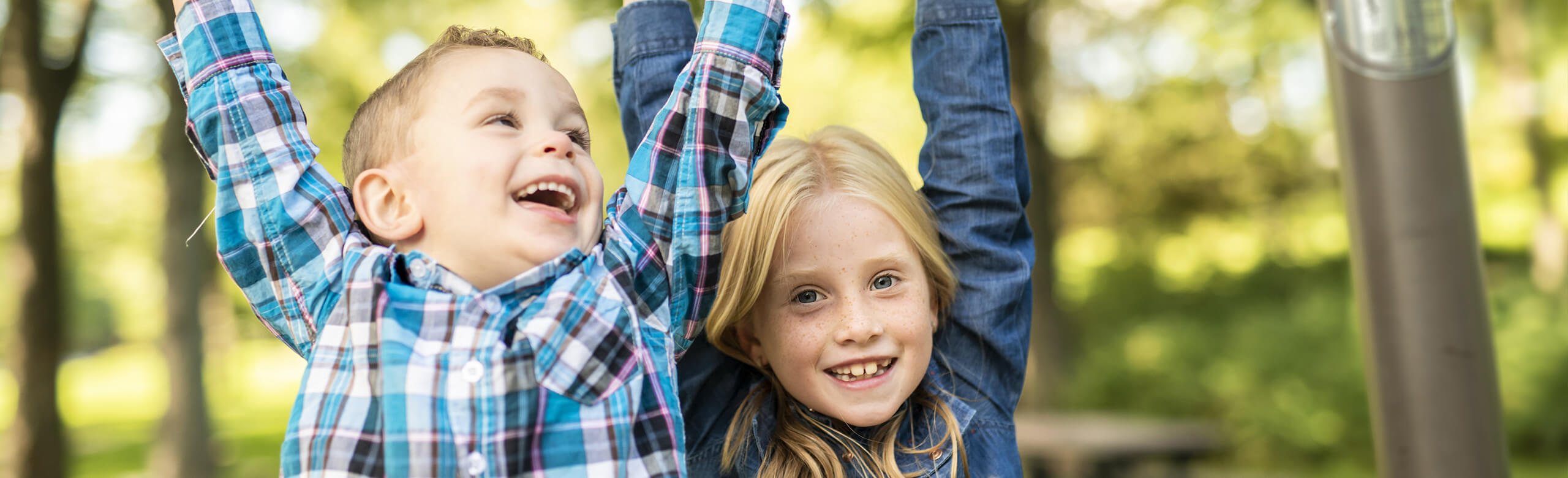 Children playing on safety surfaces from REGUPOL.